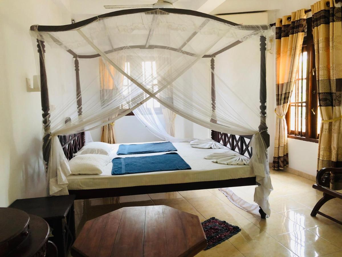 مبيت وإفطار أونا واتونا Blue Sea View المظهر الخارجي الصورة