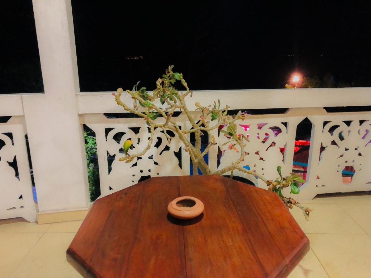 مبيت وإفطار أونا واتونا Blue Sea View المظهر الخارجي الصورة